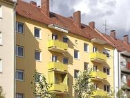 Nürnberg Rennweg: schöne 4-Zimmerwohnung mit Balkon, Einbauküche, Bad mit Fenster, 4.OG - fußläufig zum Stadtpark und zur U-Bahn Schoppershof - Nürnberg