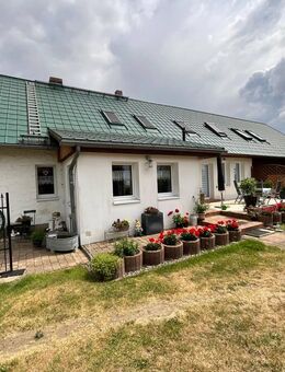 gepflegtes Einfamilienhaus mit angrenzender Scheune im ländlichen Flair - Beeskow