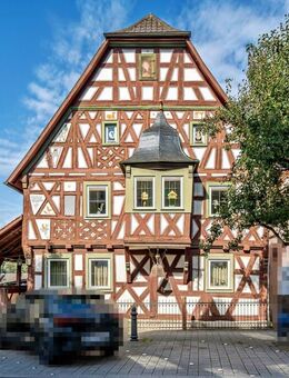 Historisches, saniertes Fachwerkhaus mit Nebengebäude im Herzen von Mosbach-Neckarelz - Mosbach