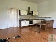 Attraktive 3-R.-Wohnung mit Einbauküche im 2. OG in der Nähe vom Bahnhof zu vermieten! - Bautzen