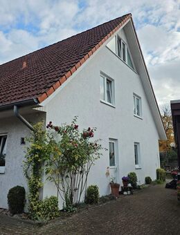 Attraktive Doppelhaushälfte in begehrter Lage von Oldenburg-Bloherfelde - ideal für Kapitalanleger - Oldenburg