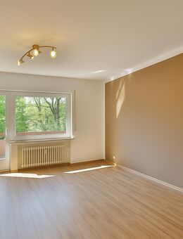 Attraktive und geräumige Wohnung - ideal für Familien und Paare - Waldenbuch