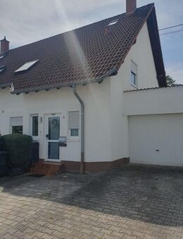 VON PRIVAT! Doppelhaushälfte in Wallmerod, Westerwald, nahe A3 - Wallmerod