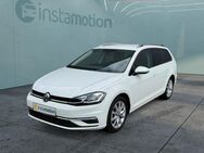 VW Golf, 1.5 TSI VII Var Highline, Jahr 2020 - München