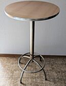 Runder Stehtisch - TOP! in 99330