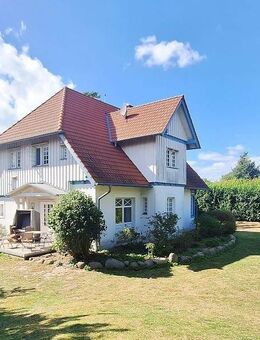 Traumlage Ahrenshoop: Historische, denkmalgeschützte "Villa Körte" in unmittelbarer Nähe zum Strand! - Ahrenshoop (Ostseebad)