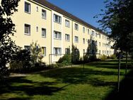 2-Zimmer-Wohnung auf dem Laagberg // 2.OG rechts - Wolfsburg