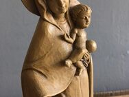 HOLZFIGUR GESCHNITZT MADONNA MIT KIND - Großostheim