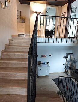 Von Privat ! +PENTHOUSE-LIKE+ im Hochschulviertel, ca. 150 qm Wfl., 4 Z., 4 Balkone, Garage/Stellplatz, Aufzug..uvm. !! PROVISiONSFREI ! - Hagen (Stadt der FernUniversität)