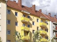 Nürnberg Rennweg: schöne 4-Zimmerwohnung mit Balkon, Einbauküche, Bad mit Fenster, 4.OG - fußläufig zum Stadtpark und zur U-Bahn Schoppershof - Nürnberg