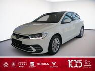 VW Polo, 1.0 TSI Style 110PS IQ LIGHT A, Jahr 2024 - Mühldorf (Inn)