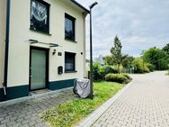 Möbliertes Haus: Modernes, voll möbliertes Reihenendhaus mit Garten und Garage in Bruck - Erlangen