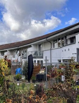 Rendite 3,36%!Gepflegte vermietete 2,5-Zi.-Galeriewhg. mit Einbaukü. u. Südbalkon in Rgbg Süd/Uninähe - Regensburg