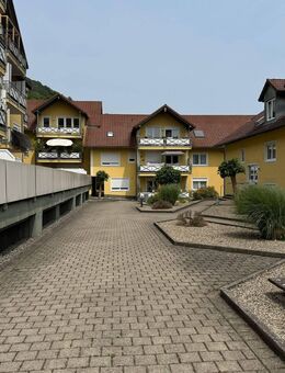 Stadtnahe 4-Zimmer-Dachgeschosswohnung in Tiengen zu vermieten! - Waldshut-Tiengen