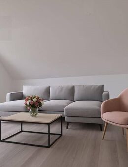 Wartha - Einbauküche in modernisierter DG-Wohnung - Königswartha