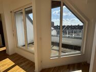 Moderne Dachgeschoss-Maisonette Wohnung in Altbau - ruhig & zentral in München-Laim - München