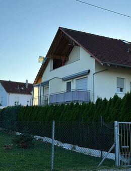 Neuer Preis - IN-Wettstetten-großzügige 3 Zi. OG Wohnung - Wettstetten