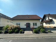 Gepflegtes Einfamilienhaus mit Einliegerwohnung sucht neuen Eigentümer - Ransbach-Baumbach