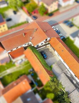 Großzügiger Wohn- und Geschäftshaus mit Hallen und Nutzflächen zu verkaufen! - Frontenhausen