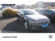 VW Passat Variant, 2.0 TDI Elegance, Jahr 2023 - Schopfheim