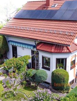 Modernes Einfamilienhaus mit PV-Anlage, gepflegter Zustand und mtl. Zusatzeinkommen! - Elgersburg