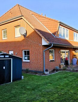 -Mehrfamilienhaus im Grünen- - Wensin