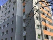 Toptipp: charmante 3-Raum-Wohnung mit Balkon in frisch modernisiertem Gebäude! - Essen