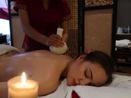 Kräuter Stempel Massage, Thai-Wellness-Hamburg - Hamburg