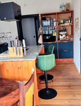 Frisch komplett renovierte Wohnung, voll ausgestattet mit hochwertigen Maßmöbeln -Provisionfrei - Berlin