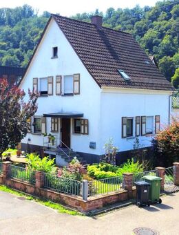 Attraktives Einfamilienhaus direkt am Neckar! - Neckarsteinach