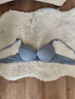 90B, Schnäppchen! neuer Push Up BH - Lucka