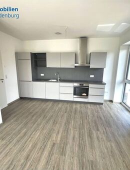 Neubau! Topmoderne Wohnung mit Küche und Balkon über Arztpraxis in Garrel! - Garrel