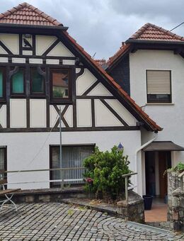 Gemütliches Einfamilienhaus, 1988 kernsaniert, gepflegt, Garage, Garten - Spiesheim