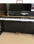 Yamaha B 3 Klavier, 121 cm, gebraucht schwarz poliert m. Garantie in 52385