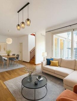 Maisonette-3-Zimmer Penthousewohnung mit Terrasse & Parkplatz - Berlin