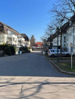 Sehr gepflegte Wohnung in ruhiger und grüner Wohnanlage - Dresden