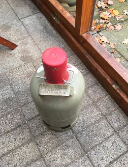 Leere Propangasflaschen 5 und 11 Kg Eigentumsflaschen gebraucht - Hamburg