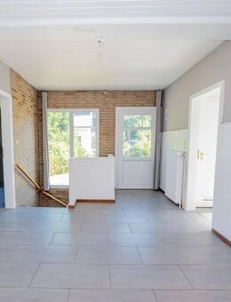 Ihr neues Zuhause mit Charakter - Wohlfühlen auf einer Ebene mit Gartenidylle - Hechthausen