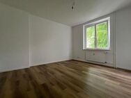 **Frisch renovierte 2 Zimmer Wohnung in Essen** - Essen