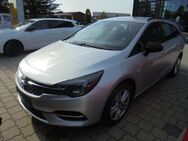 Opel Astra Edition Start/Stop Navi Sitzheizung Einparkhilfe - Petting