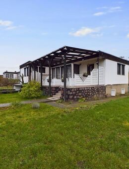 Gemütlich unterkellerter Bungalowstil mit Garage - Loitz
