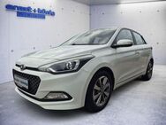 Hyundai i20 1.4 Intro Edition, 1.Hand, unfallfrei, Klimaautomatik, 8-fach bereift - Freiburg (Breisgau)