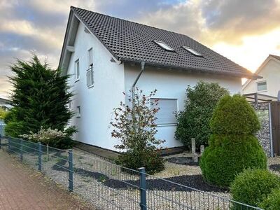 Einfamilienhaus KfW-70 mit Garage