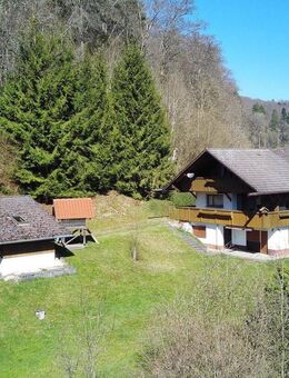 Traditionelles Mehrfamilienhaus mit Charme und vielseitigen Nutzungsmöglichkeiten! - Bonndorf (Schwarzwald)