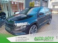 Skoda Karoq, Sportline Vorb VZE Digi elektr Heckkl BlindSpot vo hi LichtAssist SpurAssist Connect Sunset 4xEFH Ladeboden beheiz Frontscheibe Armlehne Metallic, Jahr 2022 - Beilngries