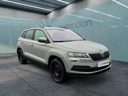 Skoda Karoq, , Jahr 2022 - München