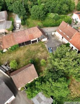 Ehemaliges Bauernhaus mit Scheunen und Ländereien - Otterberg