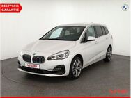 BMW 218 Gran Tourer Luxury Line Aut. LED Navi AHK - Sandersdorf Brehna