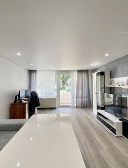 Sehr gepflegte und schick modernisierte 4,5 Zimmer-Eigentumswohnung mit Balkon und viel Platz - Essen