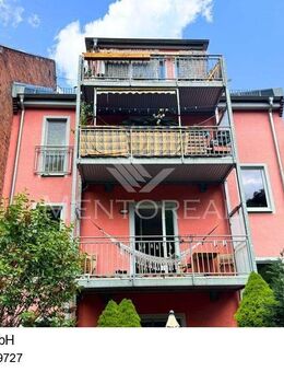 **geteiltes Mehrfamilienhaus mit 4 Wohneinheiten in Jena** - Jena